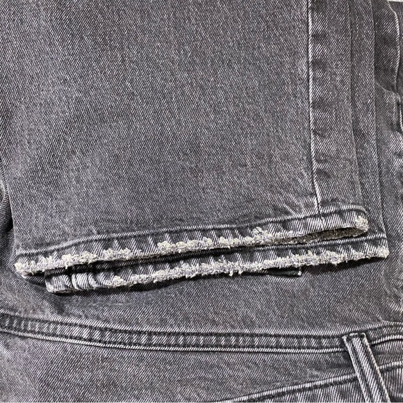 Abercrombie & Fitch The 90s Straight Ultra High Rise 34 18 Short Black - Picture 6 of 6